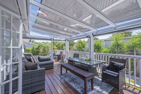 Photo of property in 30 Ladies Mile, Manly, Whangaparaoa, 0930