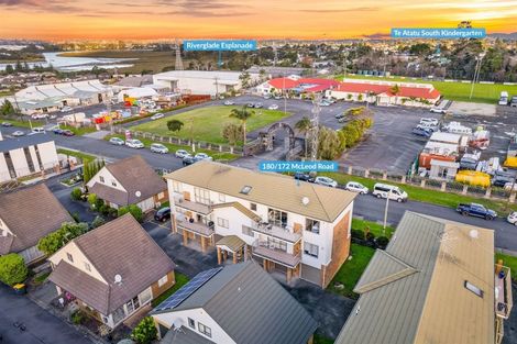 Photo of property in St Claire Village, 180/172 Mcleod Road, Te Atatu South, Auckland, 0610