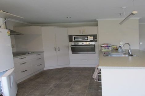 Photo of property in 3 Reeves Road, Rangiora, 7400