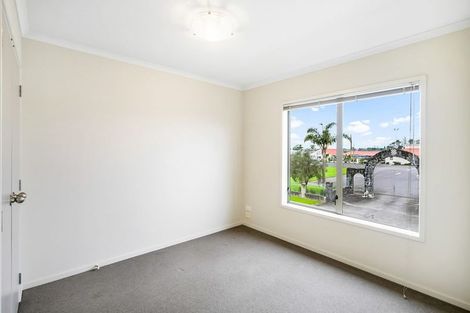 Photo of property in St Claire Village, 183/172 Mcleod Road, Te Atatu South, Auckland, 0610