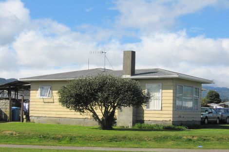 Photo of property in 35 Perth Street, Levin, 5510