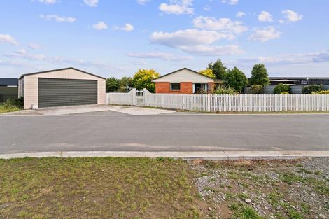 Photo of property in 4 Maleny Lane, Rolleston, 7615