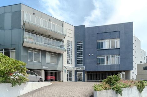 Photo of property in 8u6d Lipman Street, Mount Victoria, Wellington, 6011