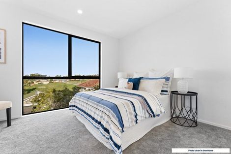 Photo of property in 5/18 Hetherington Road, Ranui, Auckland, 0612