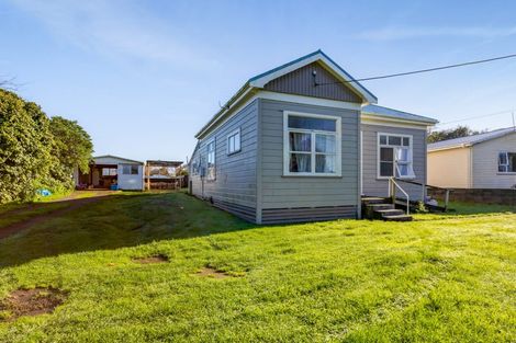 Photo of property in 64 Puriri Street, Hawera, 4610
