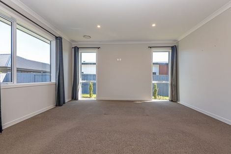 Photo of property in 22 Varsity Heights, Fitzherbert, Palmerston North, 4410