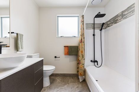 Photo of property in 16 Landsdale Place, Massey, Auckland, 0614