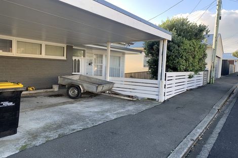 Photo of property in 34 Overtoun Terrace, Hataitai, Wellington, 6021