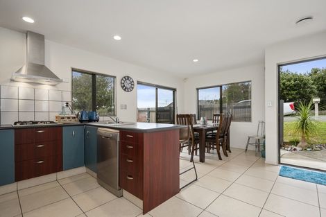 Photo of property in 118 Meander Drive, Welcome Bay, Tauranga, 3112