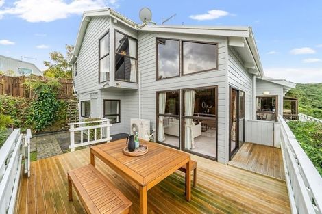 Photo of property in 74 Viewmont Drive, Harbour View, Lower Hutt, 5010