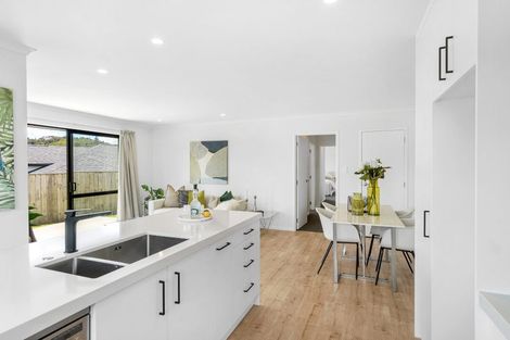 Photo of property in 46 Pacific Heights Road, Orewa, 0931