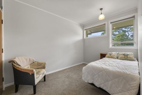 Photo of property in 9 Barrett Street, Westown, New Plymouth, 4310
