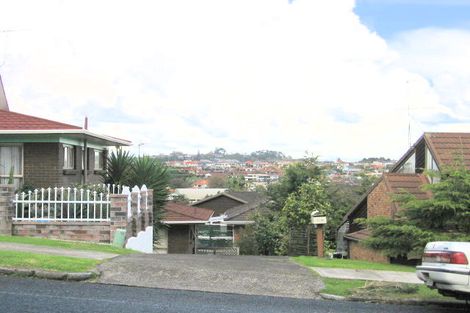 Photo of property in 2/188 Clovelly Road, Bucklands Beach, Auckland, 2012