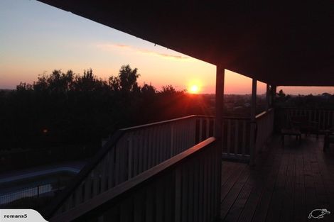 Photo of property in 18 Churchill Drive, Taradale, Napier, 4112