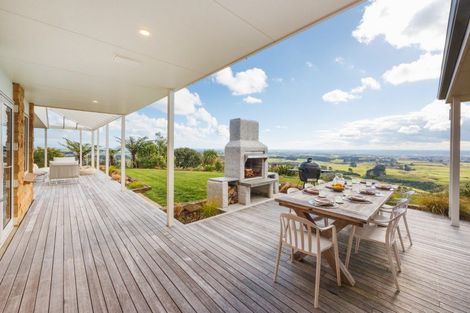 Photo of property in 333 Ngahere Park Road, Turitea, Palmerston North, 4472