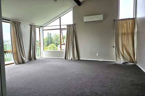 Photo of property in 2/94 John Downs Drive, Browns Bay, Auckland, 0630