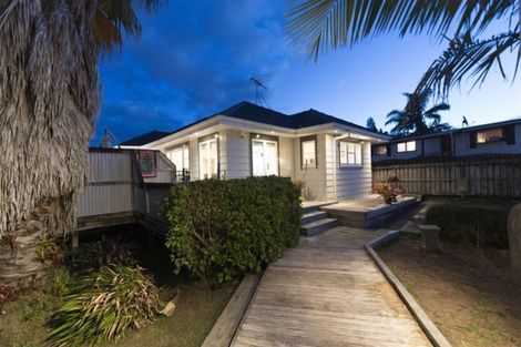 Photo of property in 57 Nui Mana Place, Te Atatu South, Auckland, 0610