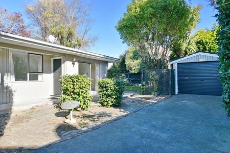 Photo of property in 2/21 Wyatt Place, Russley, Christchurch, 8042