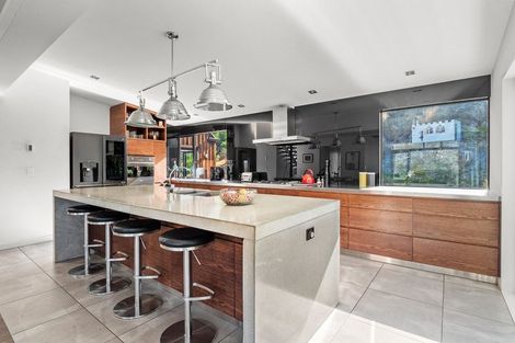 Photo of property in 12 Crow's Nest Road, Arthurs Point, Queenstown, 9371