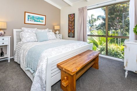 Photo of property in 225 Moana Anu Anu Avenue, Whangamata, 3620