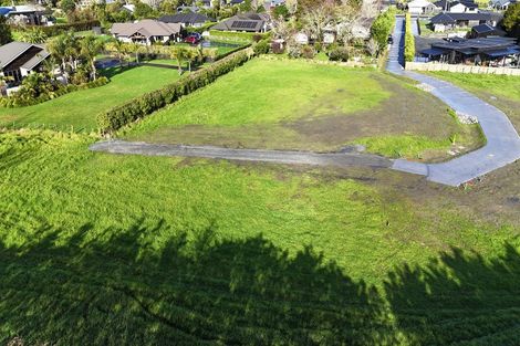 Photo of property in 15 Sands Road, Glenbervie, 0173