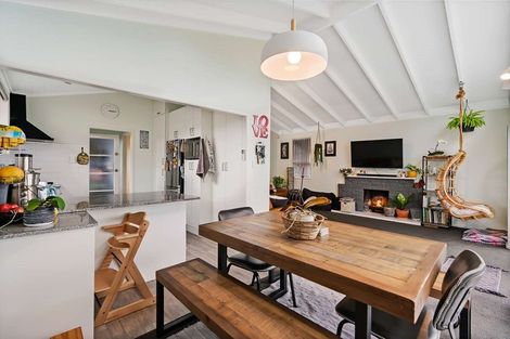 Photo of property in 32 Mervan Street, Mangere East, Auckland, 2024