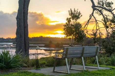 Photo of property in 45 Rorotu Avenue, Karaka, 2113