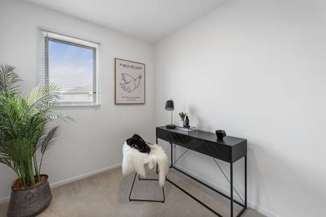 Photo of property in 6 Heketara Place, Papakura, 2110