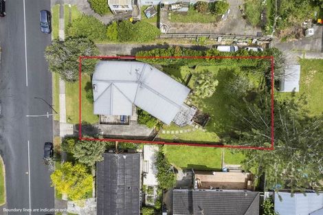 Photo of property in 10 Larne Avenue, Pakuranga Heights, Auckland, 2010