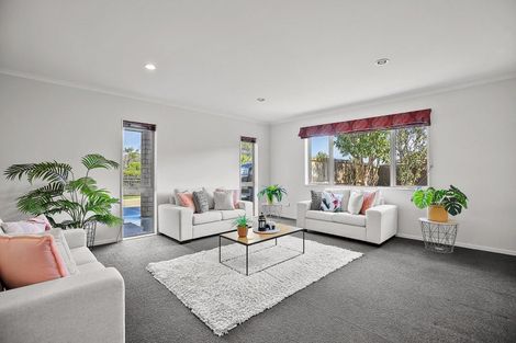 Photo of property in 64 Magellan Rise, Flagstaff, Hamilton, 3210