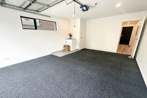 Photo of property in 6/9 Schnapper Rock Road, Greenhithe, Auckland, 0632