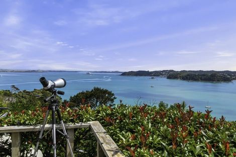 Photo of property in 200 Te Wahapu Road, Russell, 0272