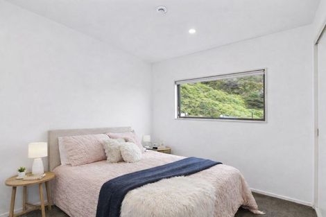 Photo of property in 68 Saddleback Grove, Karori, Wellington, 6012