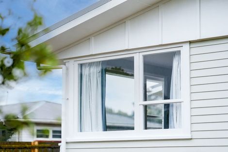 Photo of property in 55 Michael Road, Paraparaumu Beach, Paraparaumu, 5032