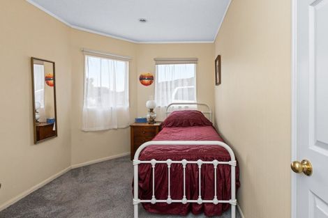 Photo of property in 11b Cheval Place, Taradale, Napier, 4112