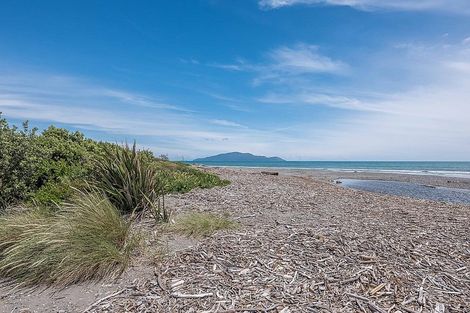 Photo of property in 7 Rodney Avenue, Te Horo Beach, Otaki, 5581