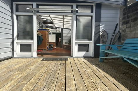 Photo of property in 62f1 Roseneath Terrace, Roseneath, Wellington, 6011