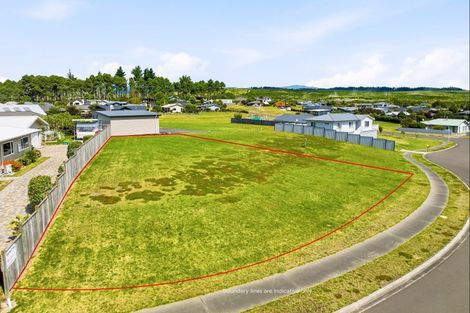 Photo of property in 8 Wai Kite Kite Place, Motuoapa, 3382