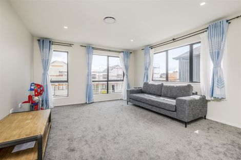 Photo of property in 10 Matahae Drive, Flat Bush, Auckland, 2019
