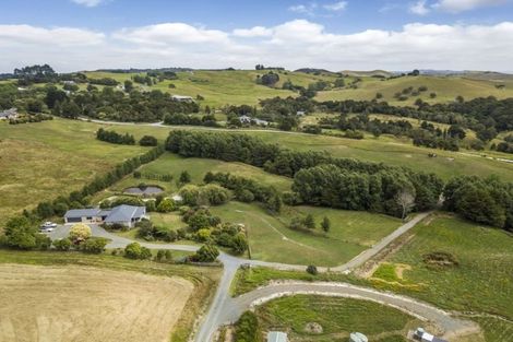 Photo of property in 306 Oneriri Road, Kaiwaka, 0573