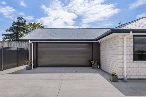 Photo of property in 40 Barrett Road, Whalers Gate, New Plymouth, 4310