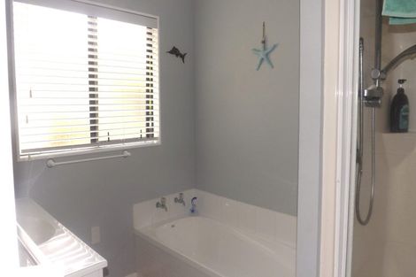 Photo of property in 1 Lochiel Place, Te Kamo, Whangarei, 0112