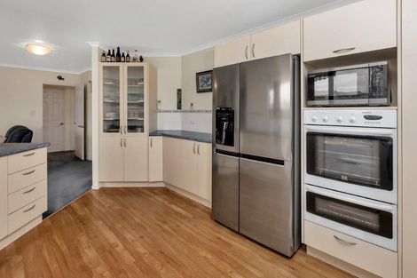 Photo of property in 7 Kihi Place, Ruakaka, 0116