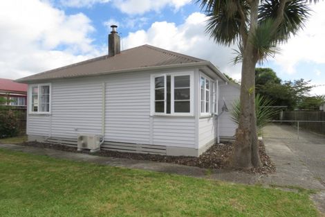 Photo of property in 8 Colvin Street, Westport, 7825