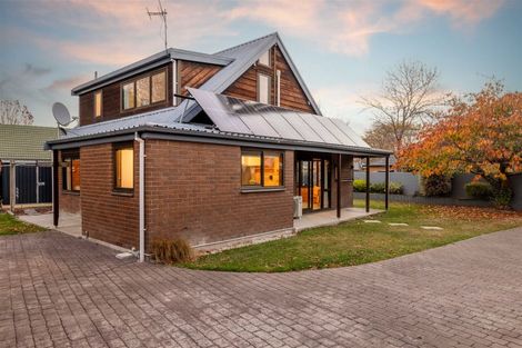 Photo of property in 153 Hawthornden Road, Avonhead, Christchurch, 8042