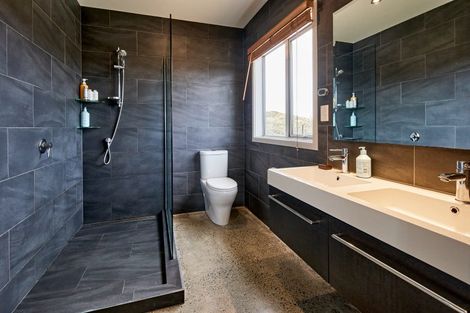 Photo of property in Long Gully, 380 Hawkins Hill Road, Brooklyn, Wellington, 6021