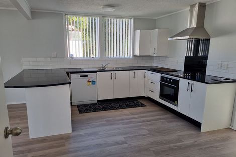 Photo of property in 9 Kerr Grove, Johnsonville, Wellington, 6037