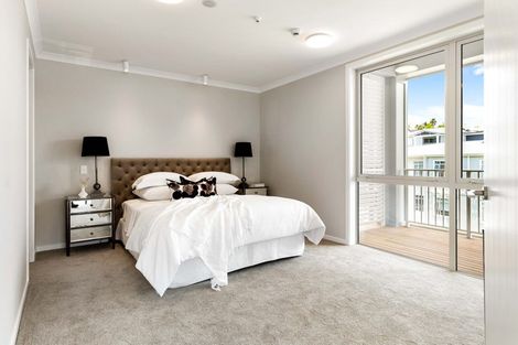 Photo of property in 231 Hibiscus Drive, Orewa, 0931