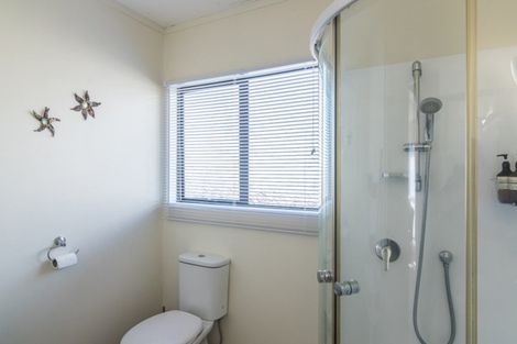 Photo of property in 43b Kapiti Road, Paraparaumu, 5032