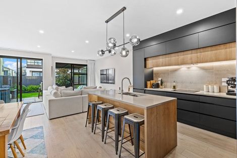 Photo of property in 48 Glidepath Road, Hobsonville, Auckland, 0616